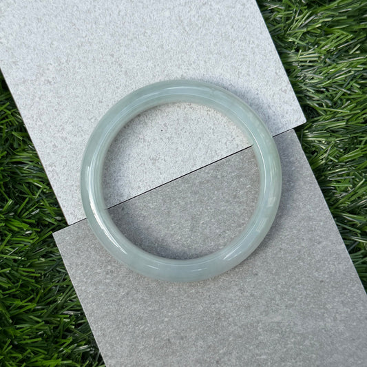 JBG25005 Spring Terrain | Light Green Jadeite Bangle