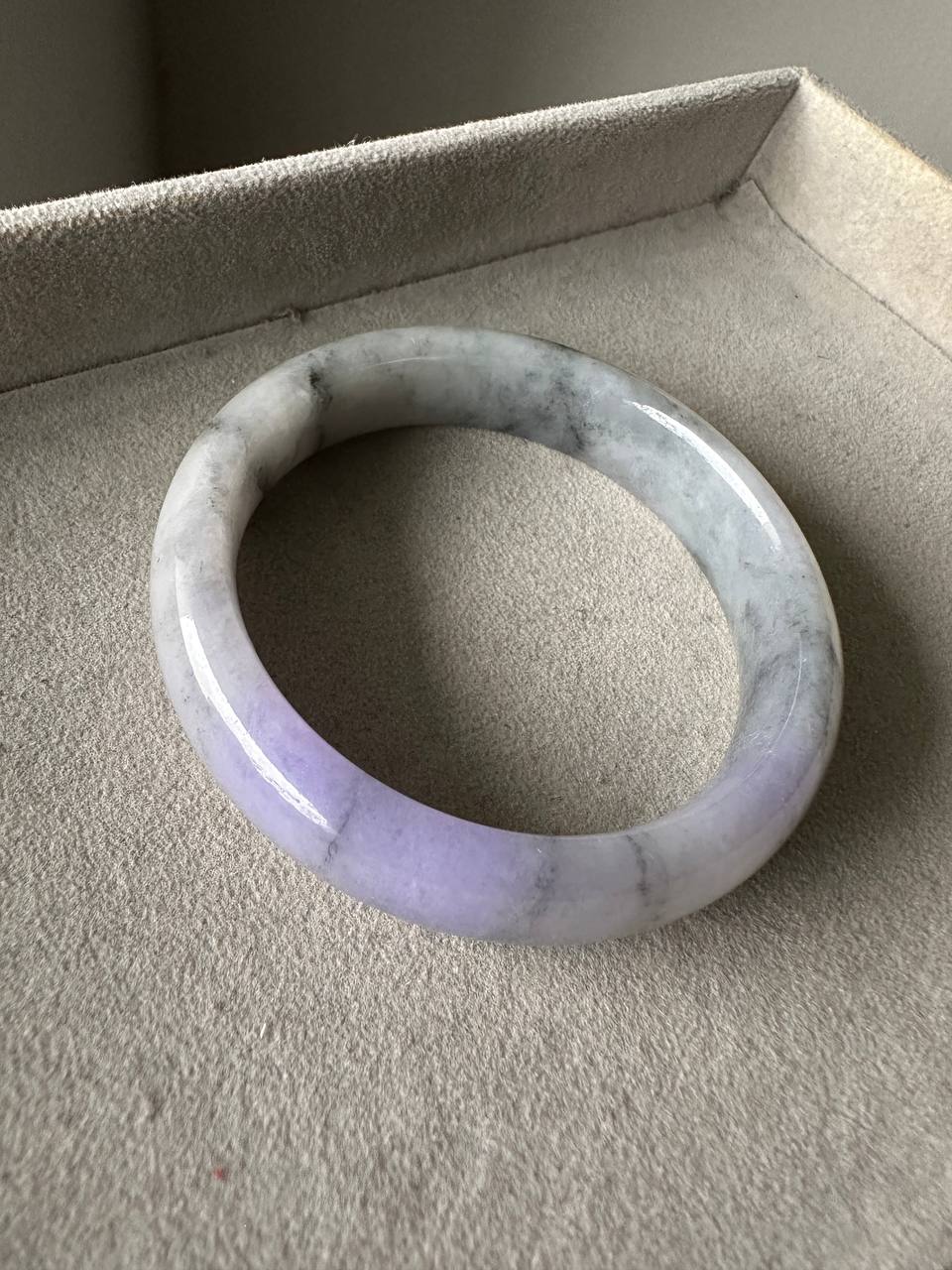 JBG25001 Lavender at Dusk | Black Wuji Jadeite with Lavender Blend Size 51.7