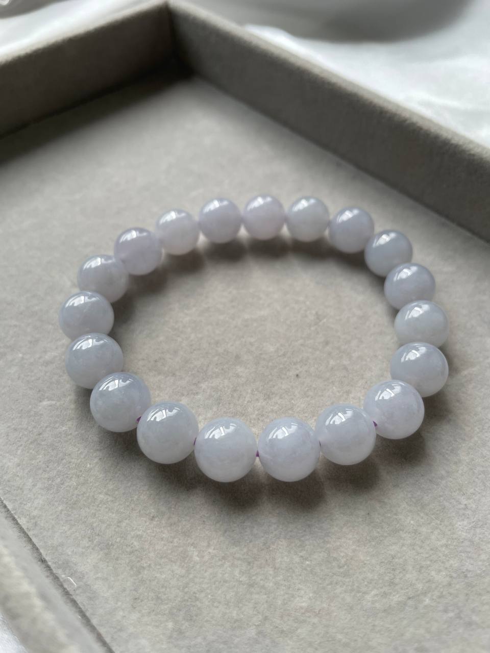 JBD223008 The Pale Lavender Jadeite Jade Beads Bracelet