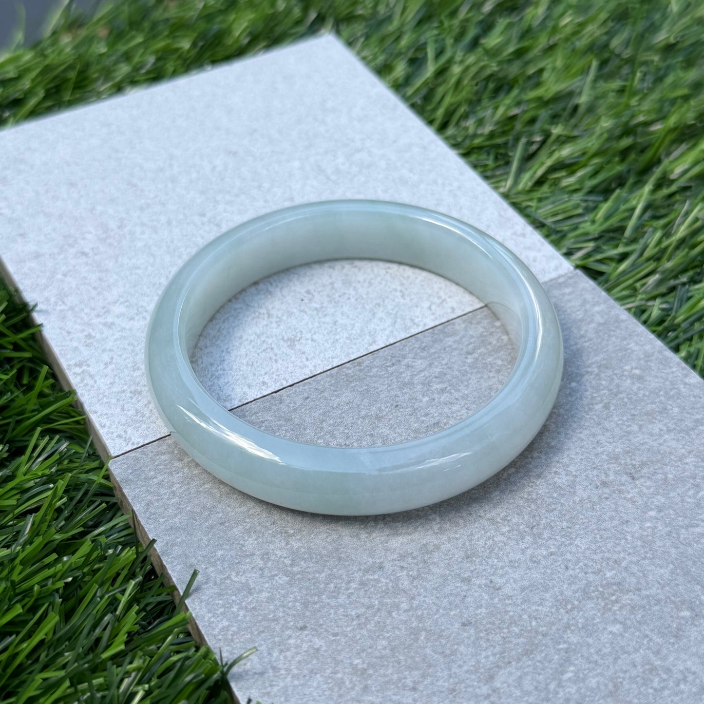 JBG25005 Spring Terrain | Light Green Jadeite Bangle