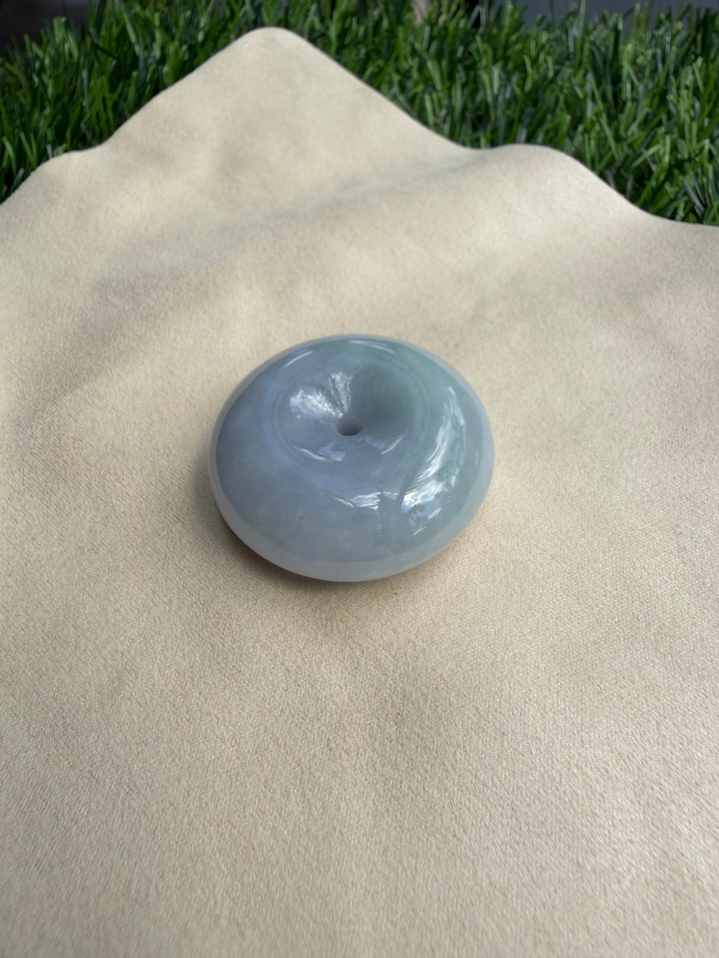 JPA224015 The Mist from Spring | Bluish Lavender and Green Jadeite Donut