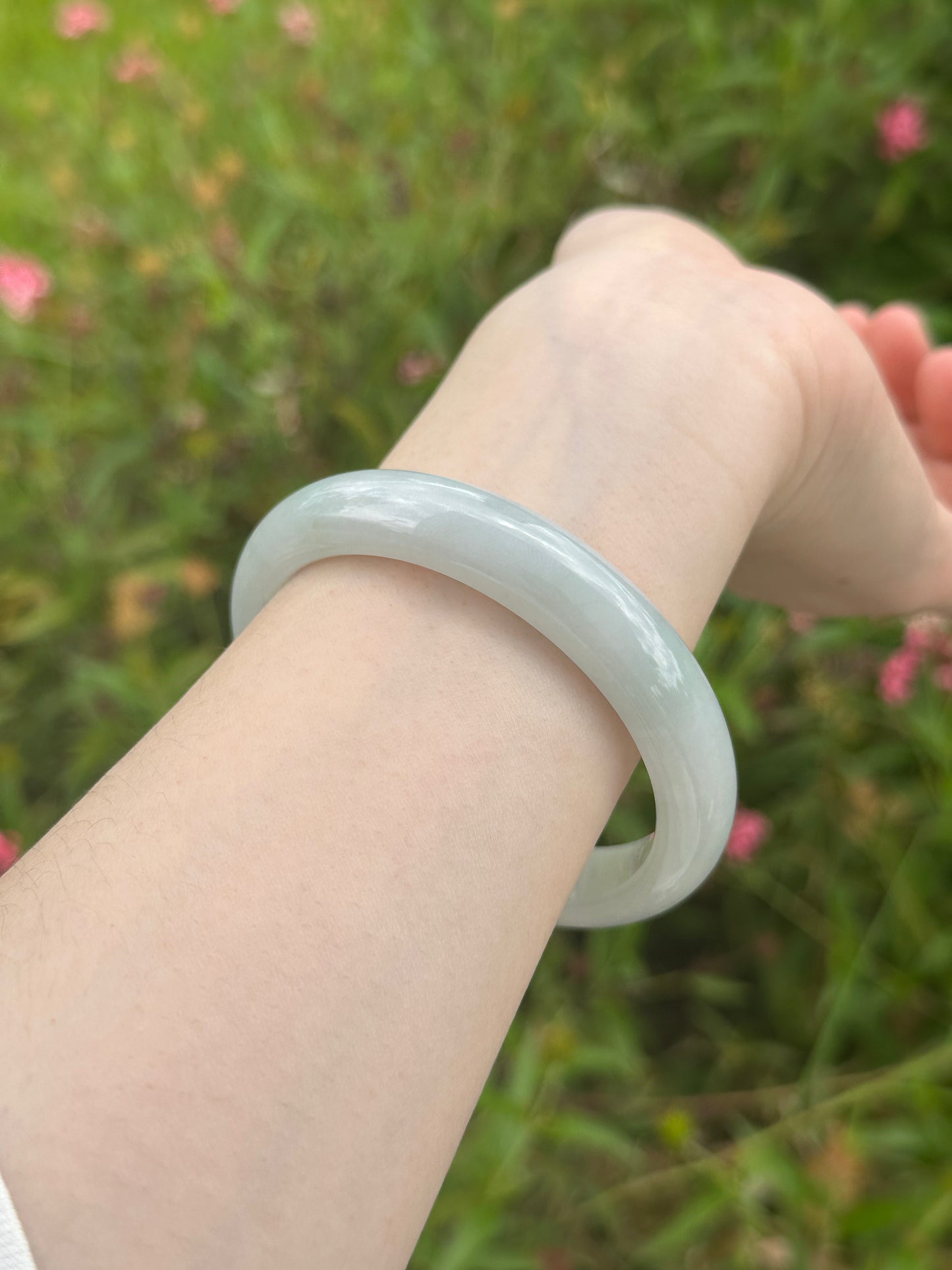 JBG25005 Spring Terrain | Light Green Jadeite Bangle