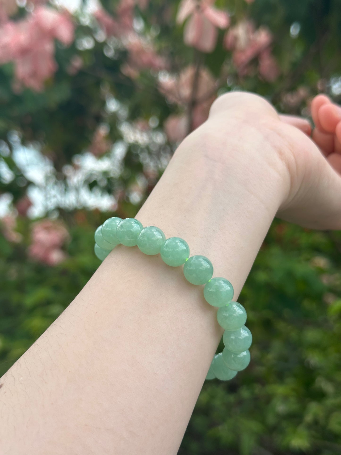 JBD2406 The Leaf’s Dewdrop | Icy bright green jadeite beads bracelet