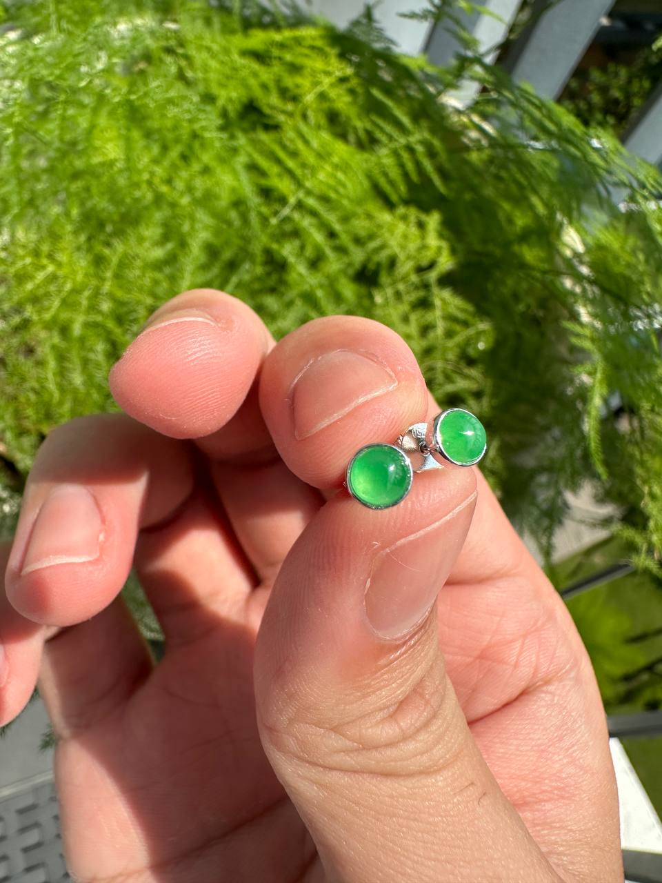 JO230010 The Northen Stars | Icy Sunny Green Jadeite Jade Earring Studs in 18K White Gold