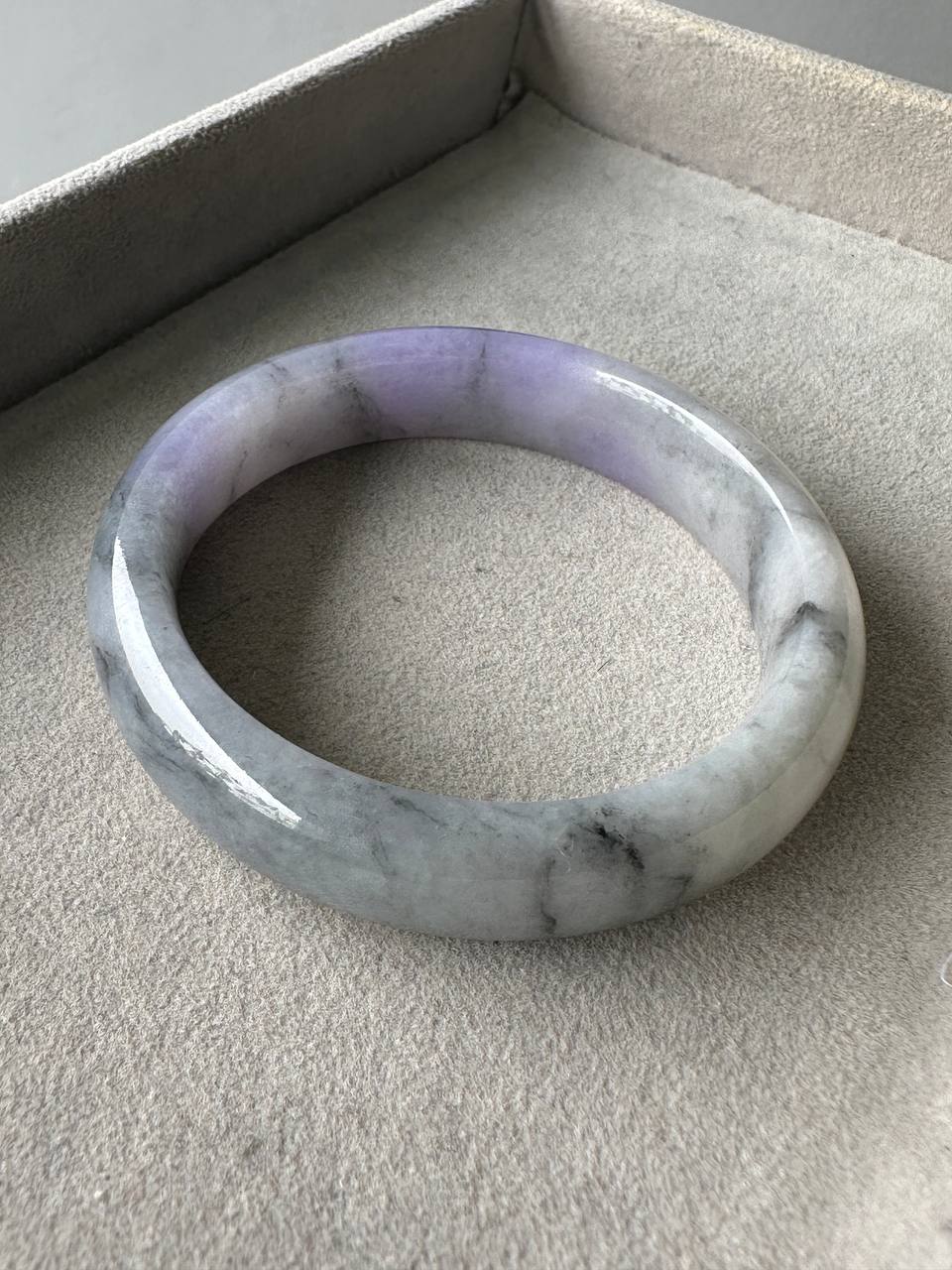 JBG25001 Lavender at Dusk | Black Wuji Jadeite with Lavender Blend Size 51.7