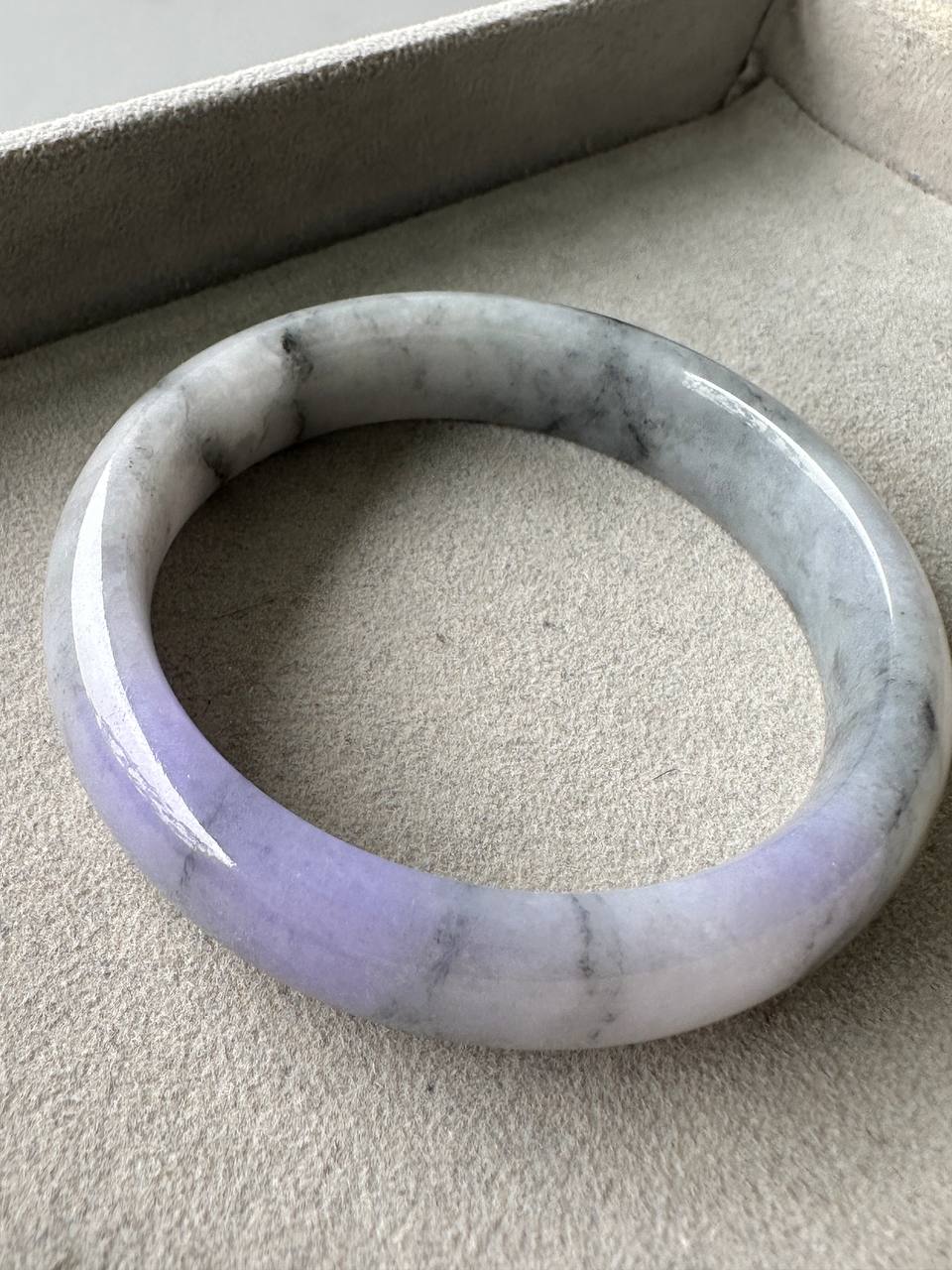 JBG25001 Lavender at Dusk | Black Wuji Jadeite with Lavender Blend Size 51.7