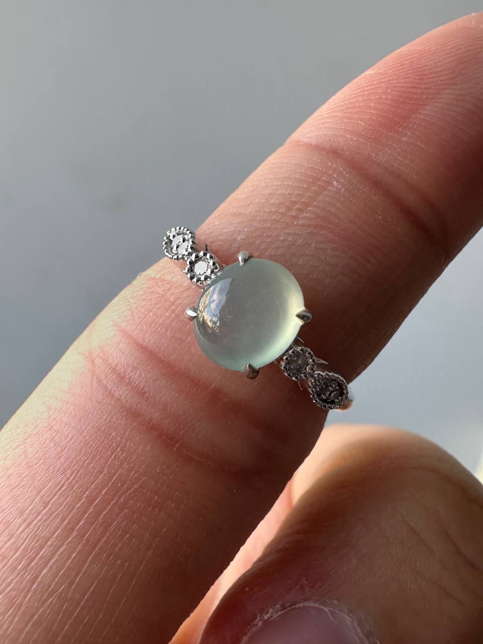 JO2503 Regalia | Green based Jadeite Cabochon in 18K White Gold and Natural Diamonds HK12.5 | US 2.5