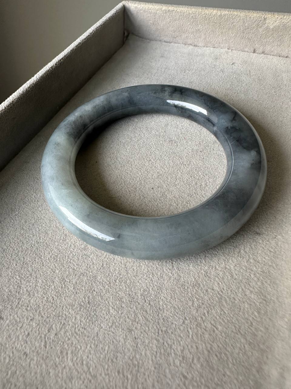 JBG25004 The Third Calligraphy | Smoky Black Wuji Jadeite Round Bangle Size 55
