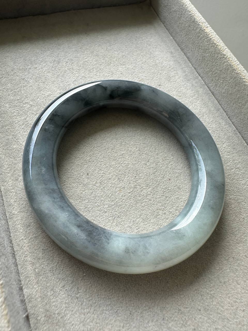 JBG25004 The Third Calligraphy | Smoky Black Wuji Jadeite Round Bangle Size 55