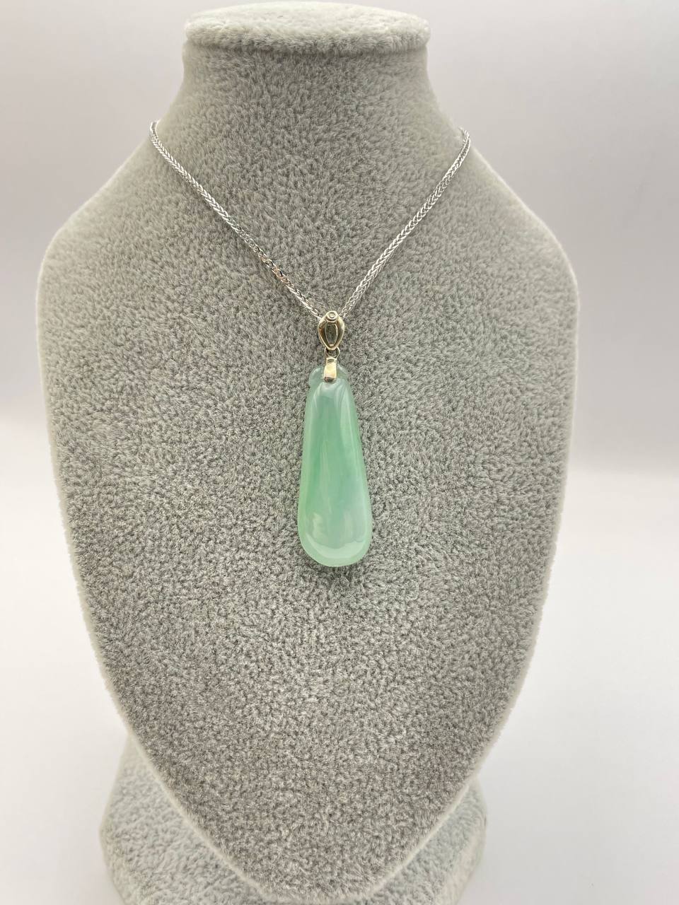 JO224001 The Icy Green Gourd