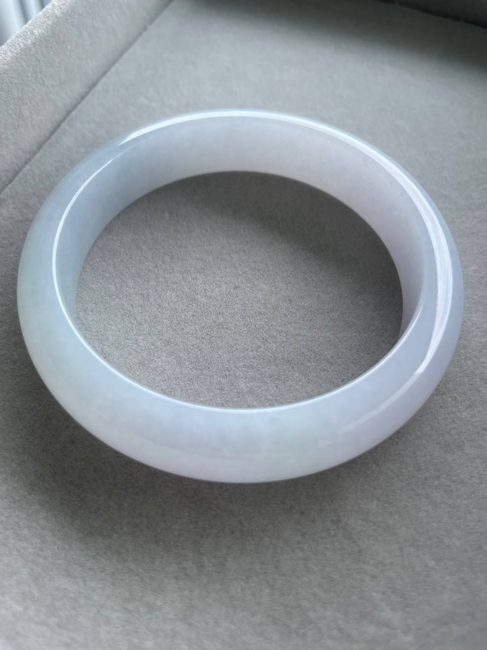 JBG223005 The Pale Fine Lavendar Bangle Size 57.6