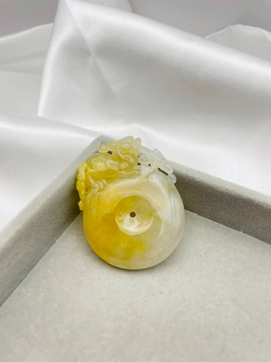 JPA224004 The Golden Pixiu Jade Donut