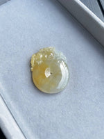 JPA224004 The Golden Pixiu Jade Donut