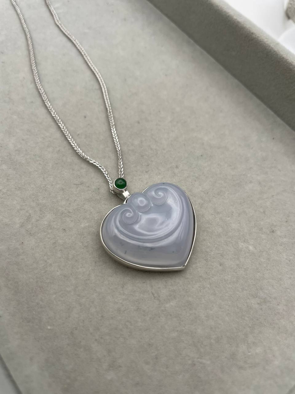 JRY224007 The Purity of the Heart Jade Ruyi