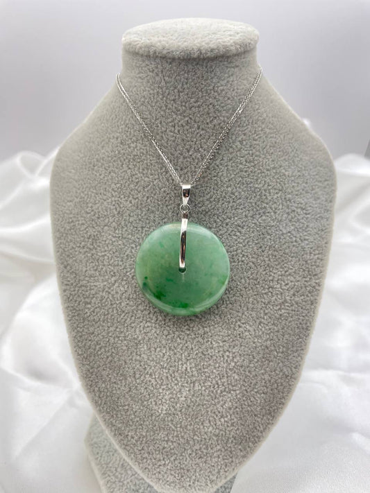 JPA224022 The Dust of Green Jade Donut