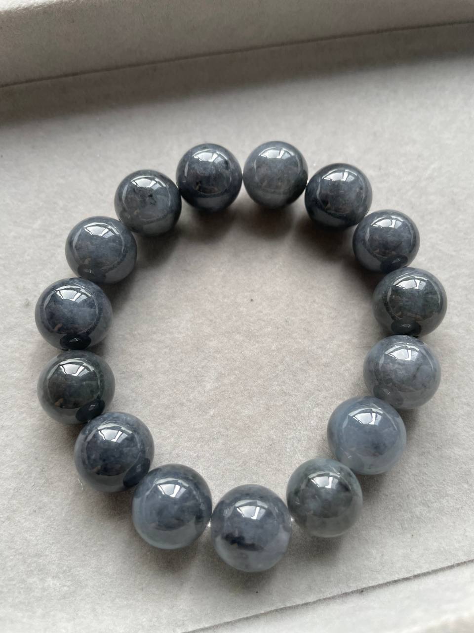 JBD223009 The Black Meteor Jade Bracelet
