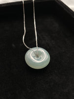 JPA224010 The Moon in the Lake Jade Donut
