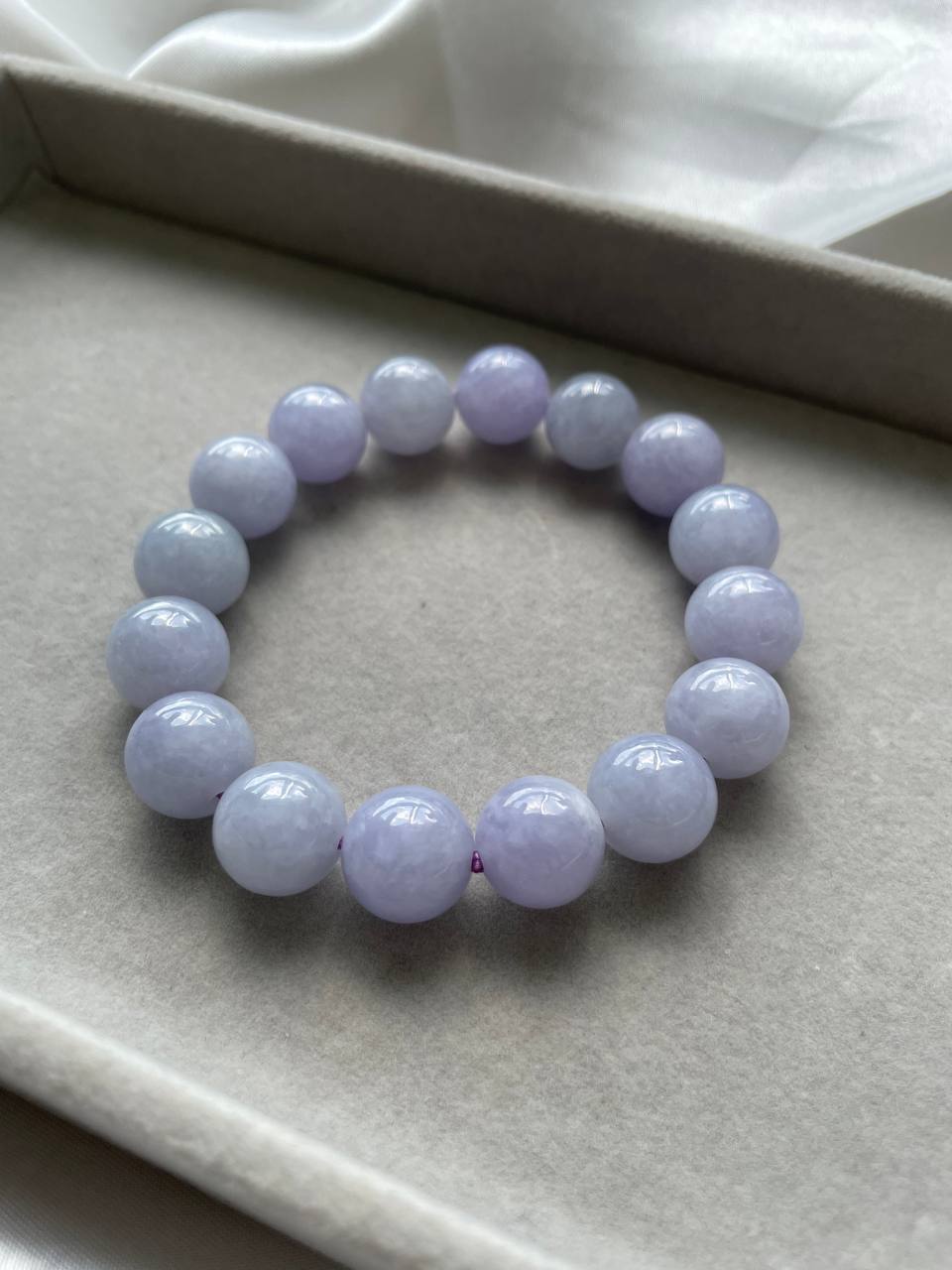 JBD227001 The Lavender Jade Beads Bracelet