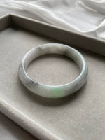 JBG223004 The Dragon in the Fog Jade Bangle