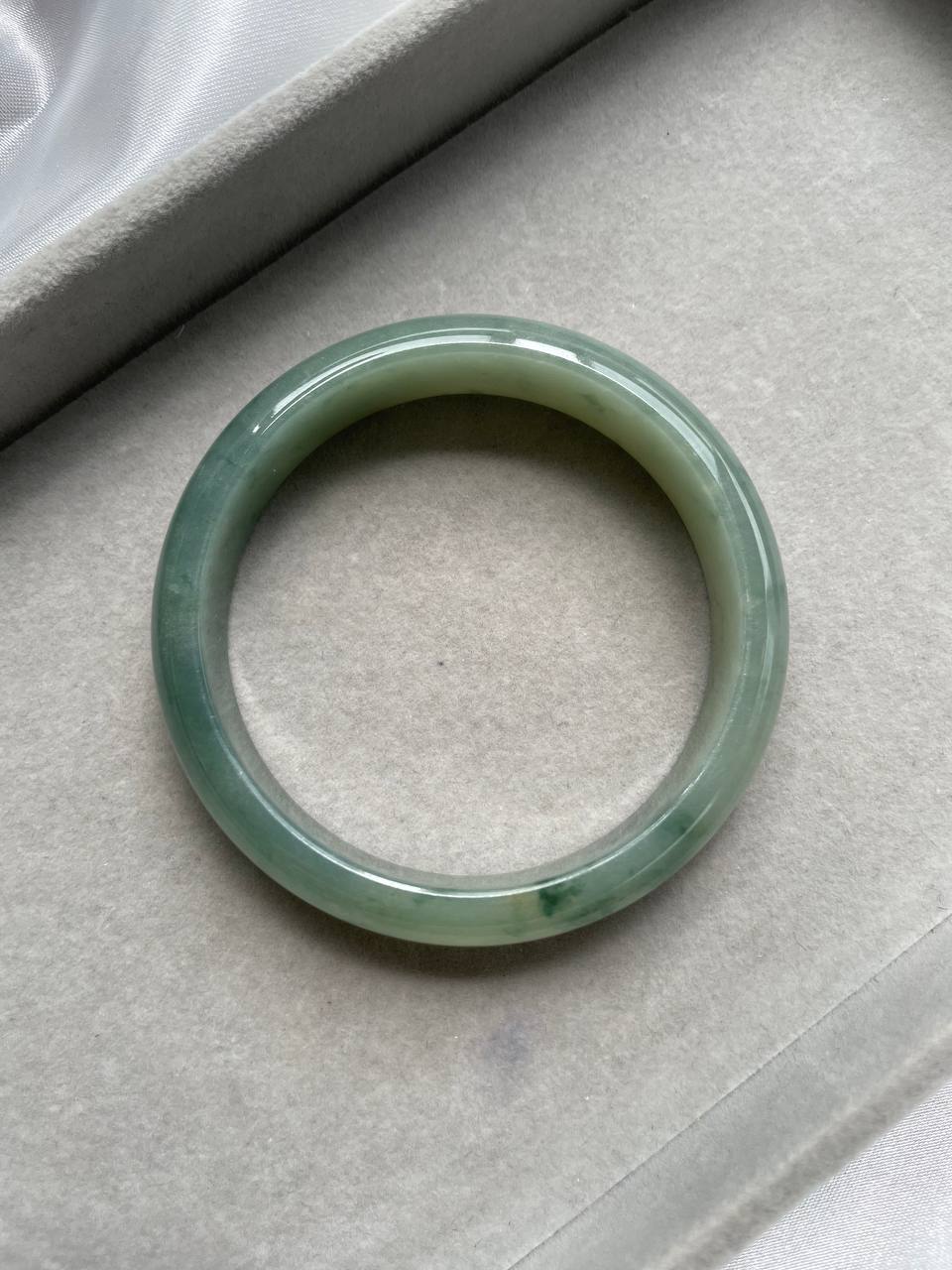 JBG223012 The Aged Olive Green Jade Bangle Size 56.8