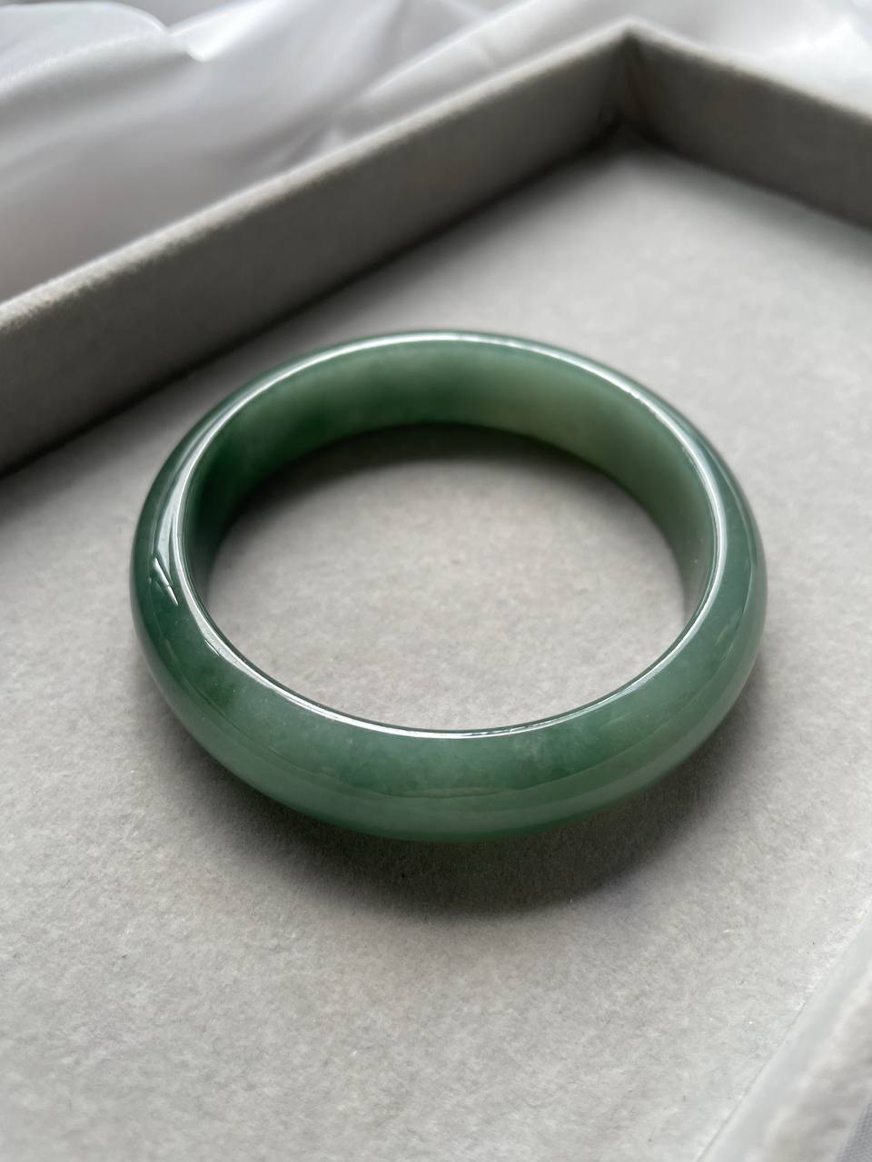 JBG223016 The Ol' Rustic Green Jade Bangle Size 56.7