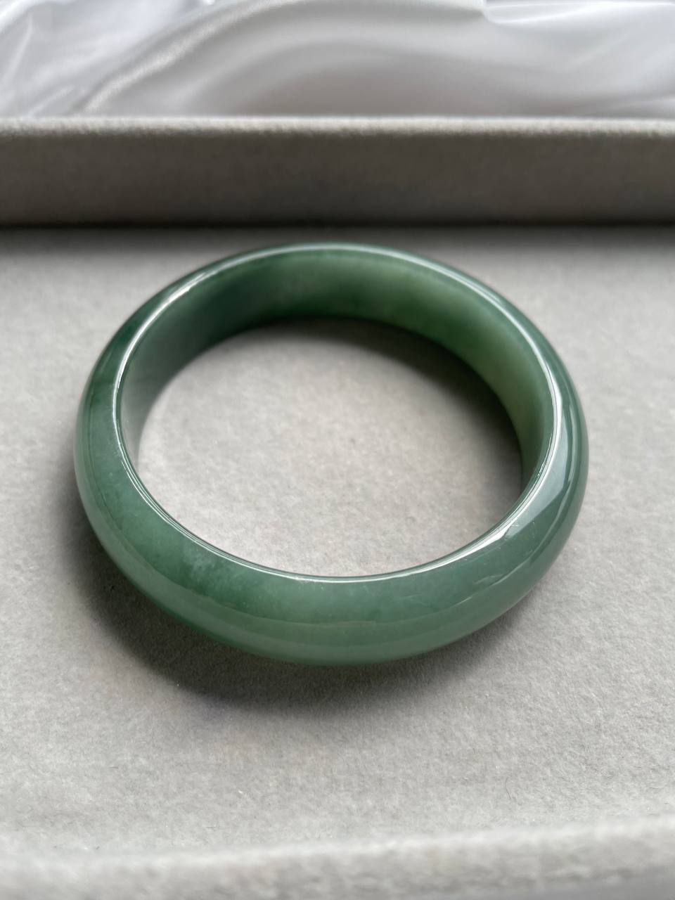 JBG223016 The Ol' Rustic Green Jade Bangle Size 56.7
