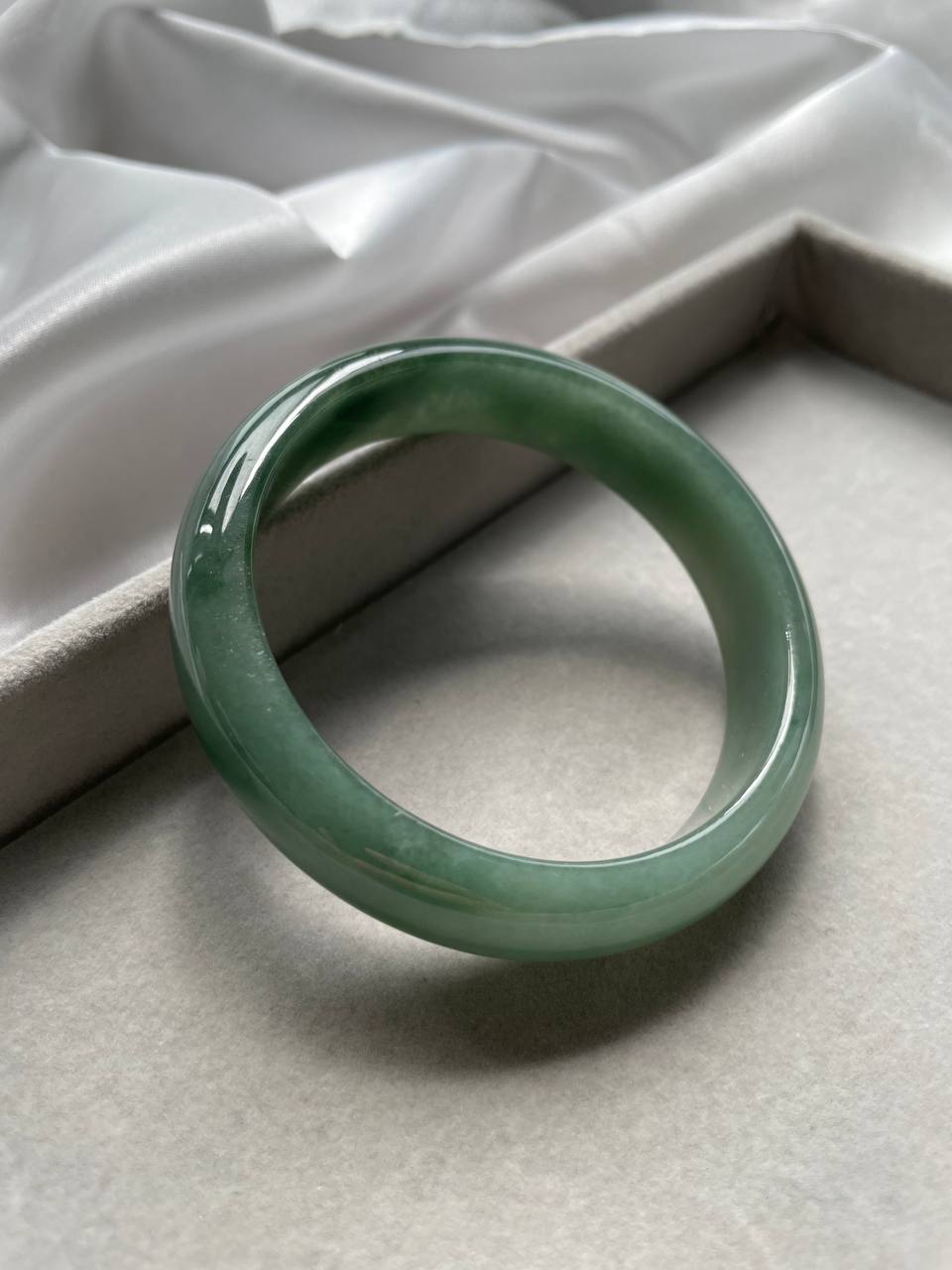 JBG223016 The Ol' Rustic Green Jade Bangle Size 56.7