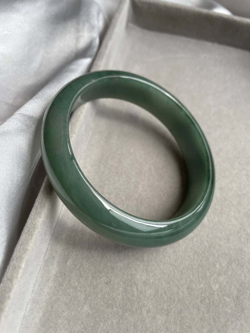 JBG223016 The Ol' Rustic Green Jade Bangle Size 56.7