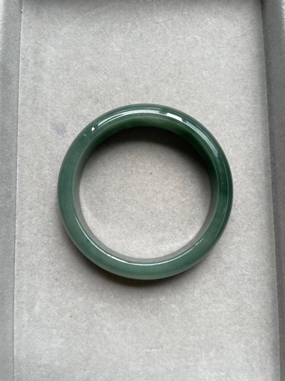 JBG223016 The Ol' Rustic Green Jade Bangle Size 56.7