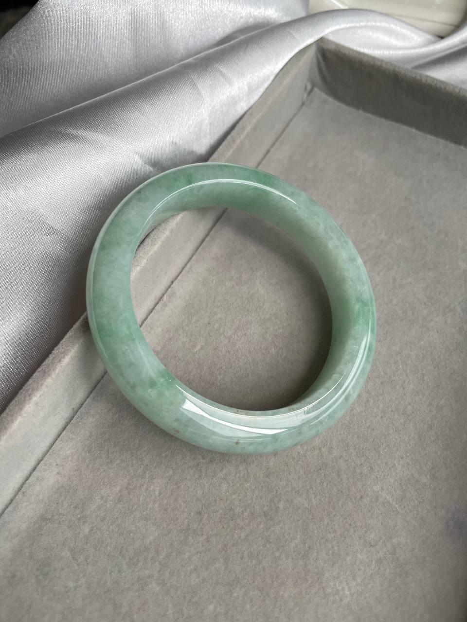 JBG223014 The Mystic Apple Jade Bangle Size 56.5