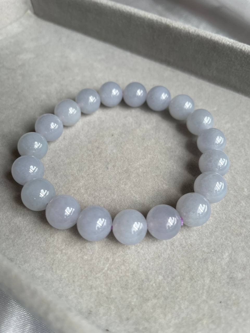 JBD223008 The Pale Lavender Jadeite Jade Beads Bracelet