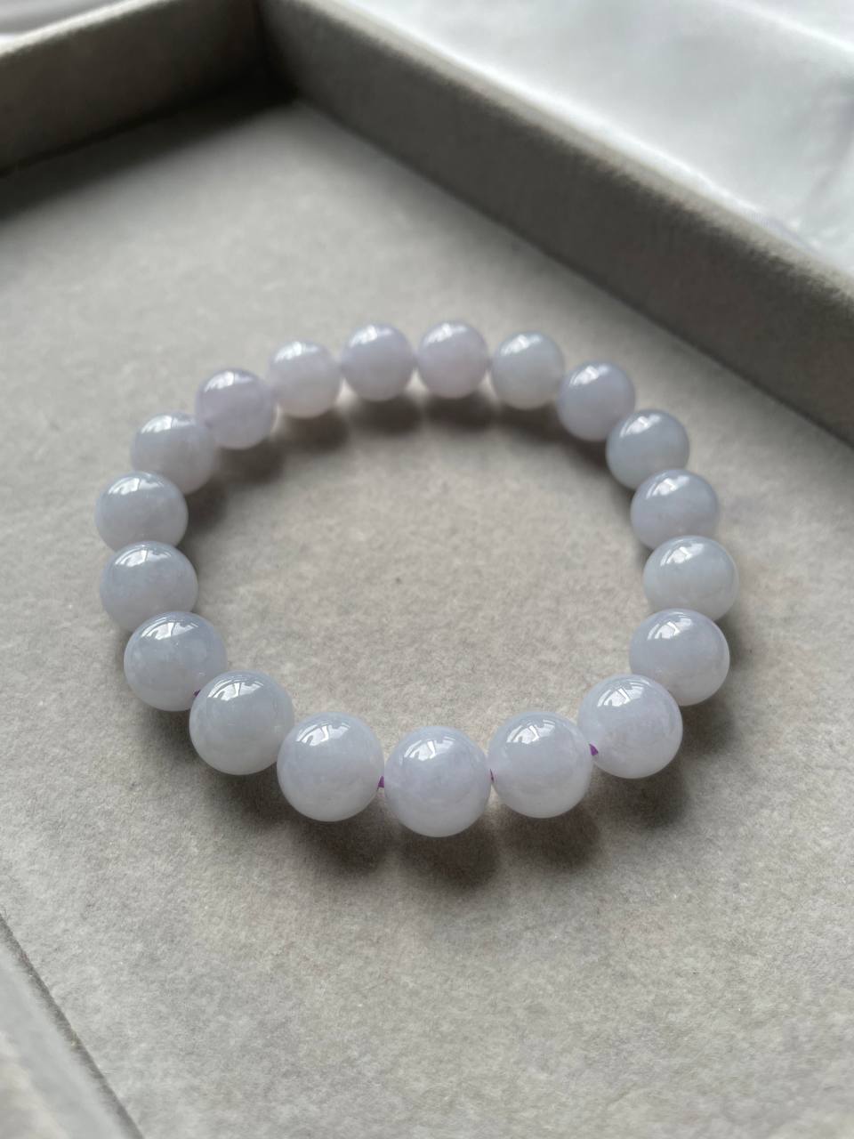 JBD223008 The Pale Lavender Jadeite Jade Beads Bracelet