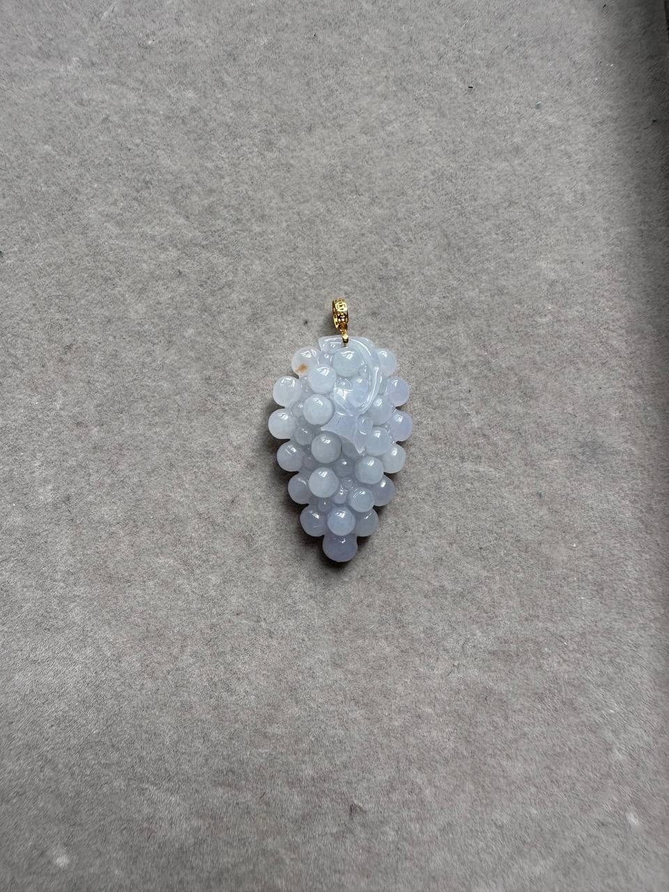 JO227022 The Grape Jadeite Jade