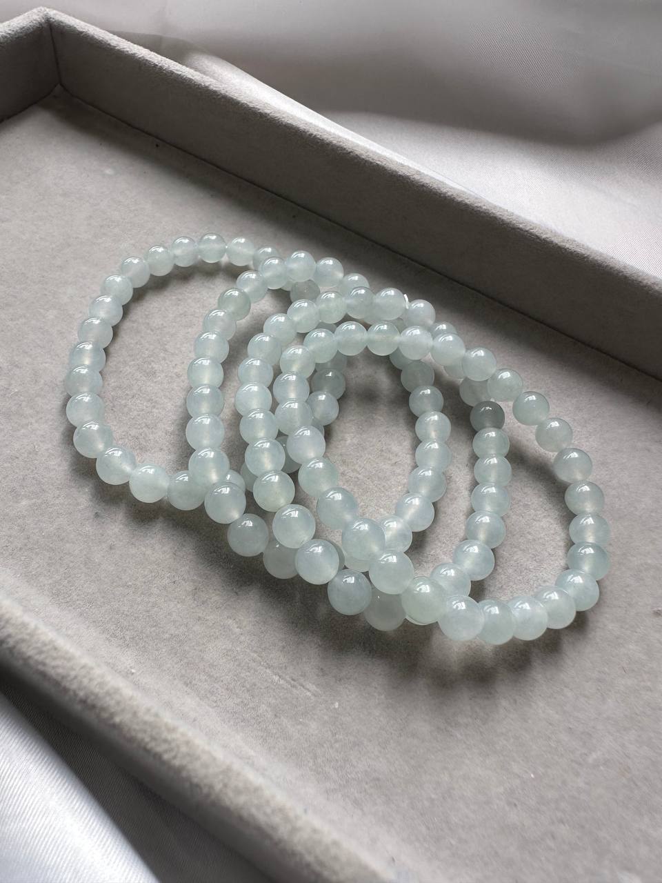 JBD228004 The Pure Ice Jadeite Jade Beads Bracelet