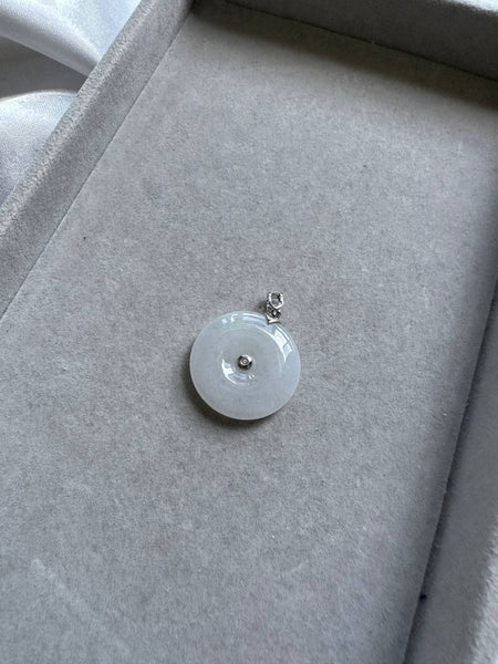 JPA225032 A Snowy Peace | White Donut Jadeite in 18K White Gold