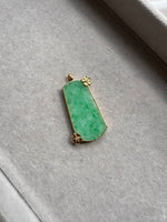 JWS224008 The Ever Spring | Bright Green Jadeite Wushi in 18K frame setting