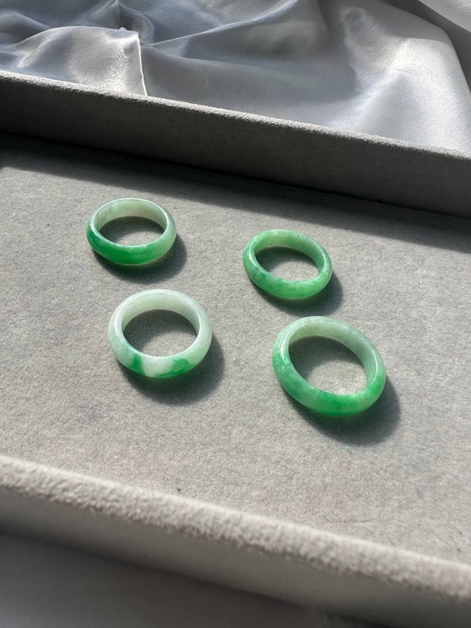JO230003 Apples on my Finger | Bright Apple Green Jadeite Rings in size HK14, 18, and 19